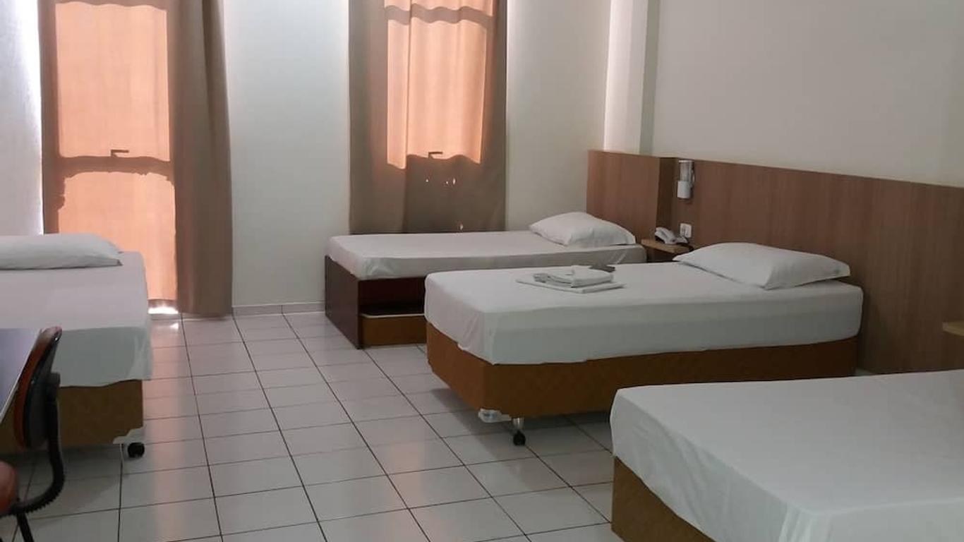 Hotel Romanville
