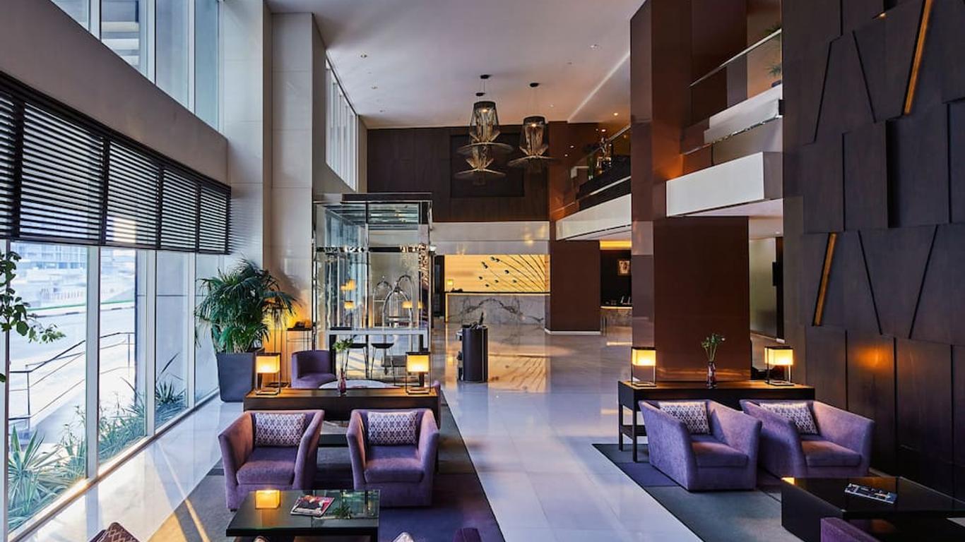 Flora Creek Deluxe Hotel Apartments, Dubai