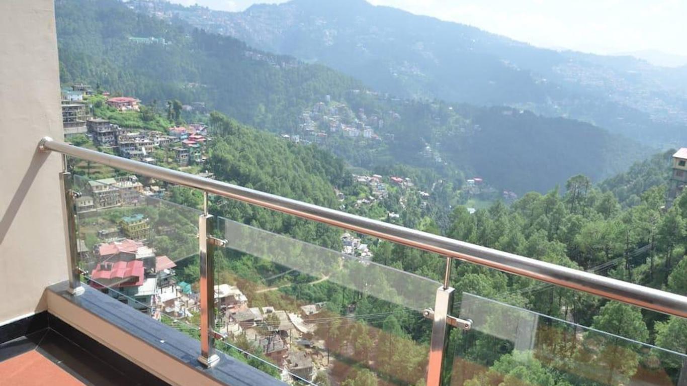 Hotel Aggarwal Regency