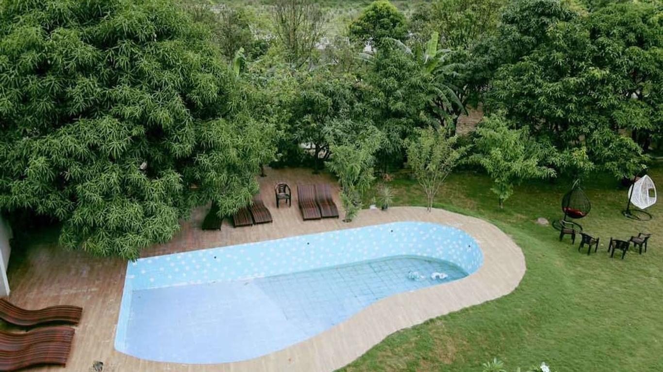 Gurugram Resort
