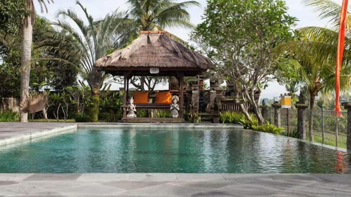 Batuan Villa