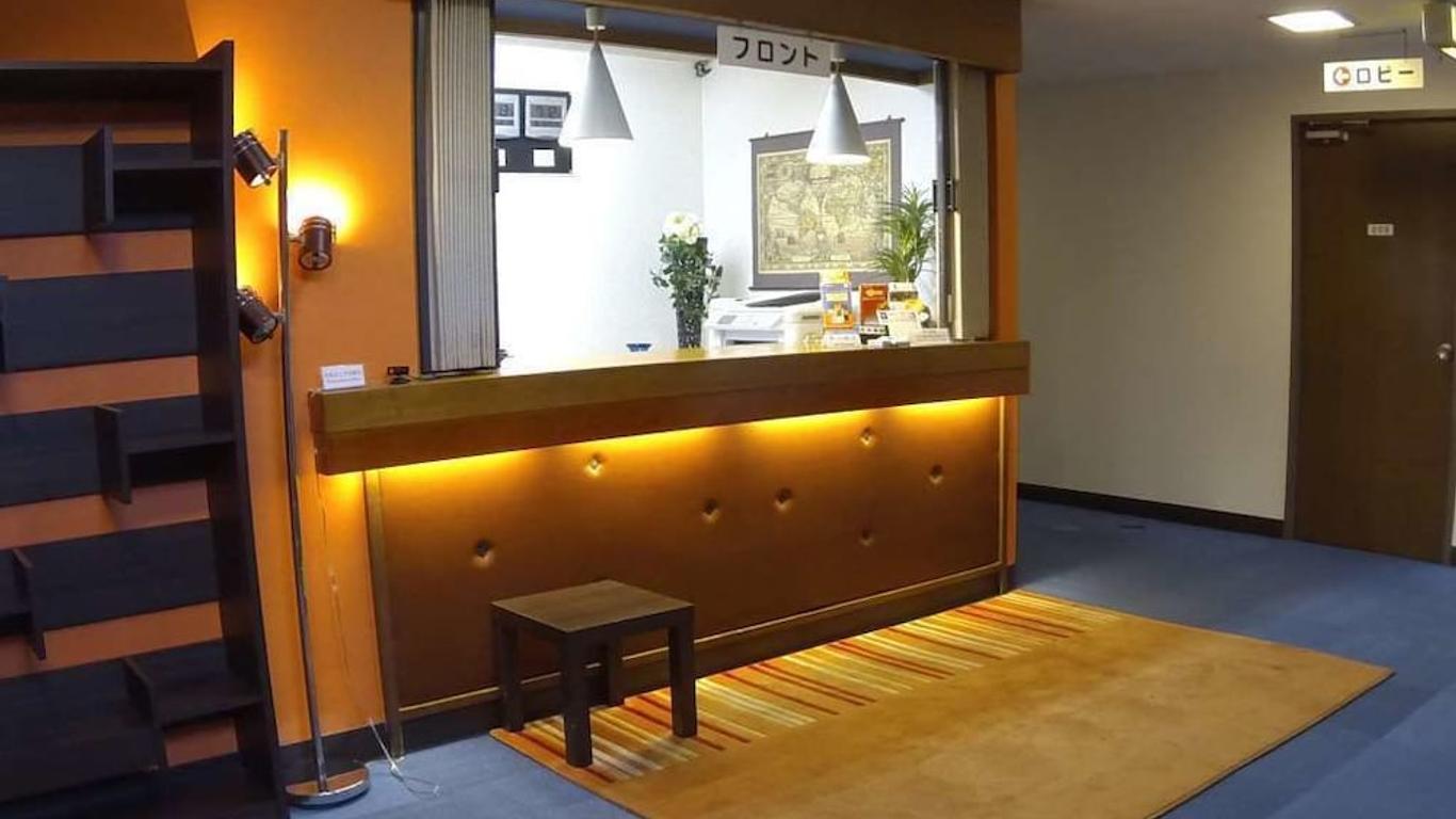 Shirakawa Business Hotel