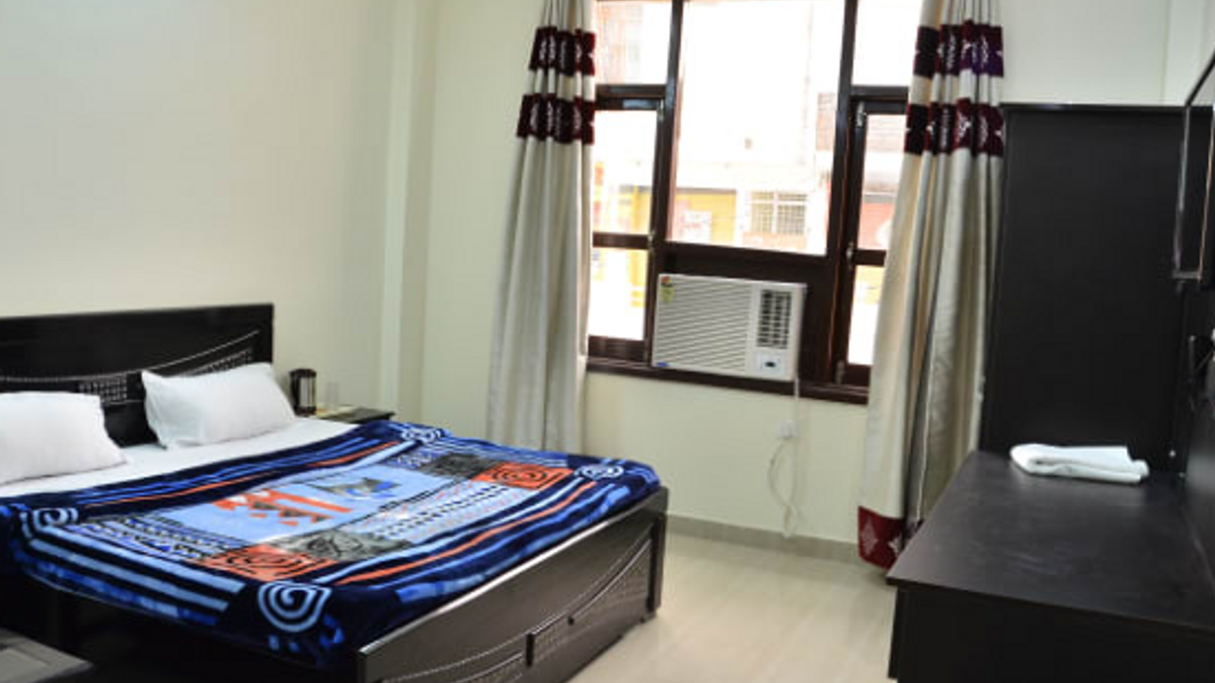 Dev Bhoomi Guest House