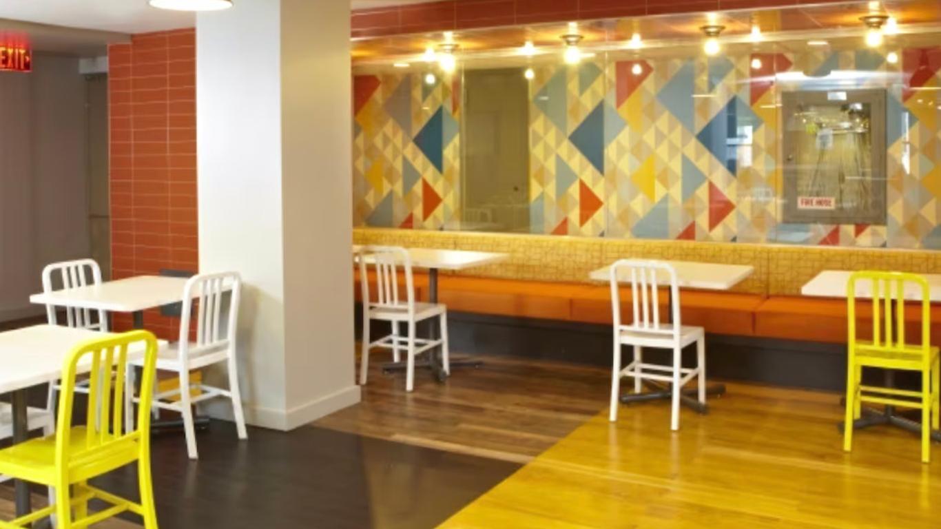 Ec New Yorker Student Residence