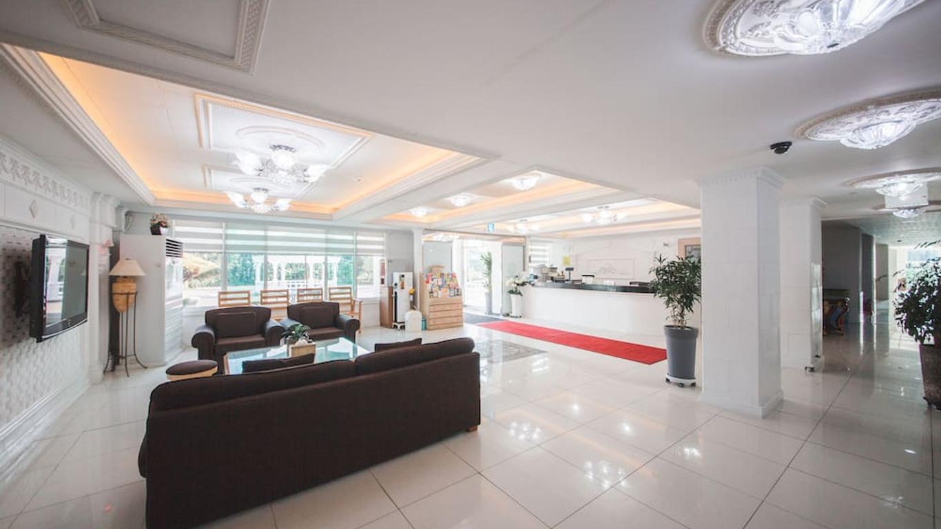 Jungmun Resort