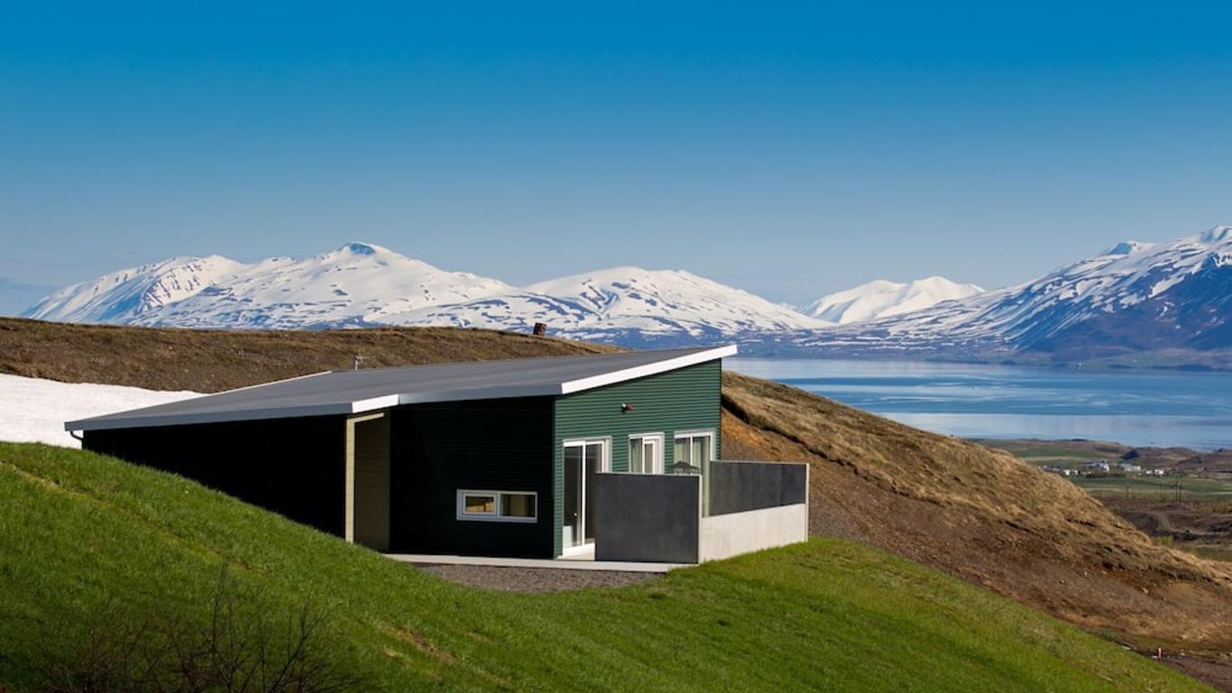 Hrimland Cottages