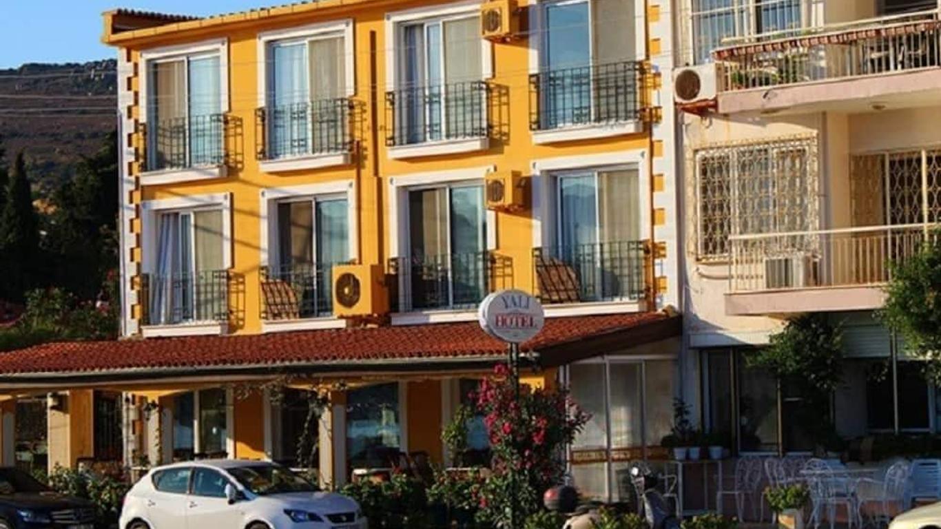Foca Yali Hotel