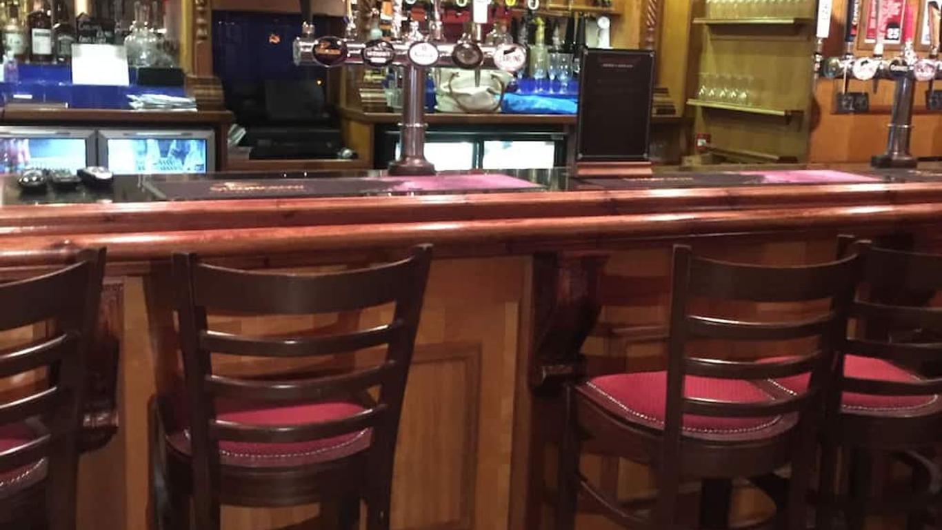 The Harvest Coaching Inn