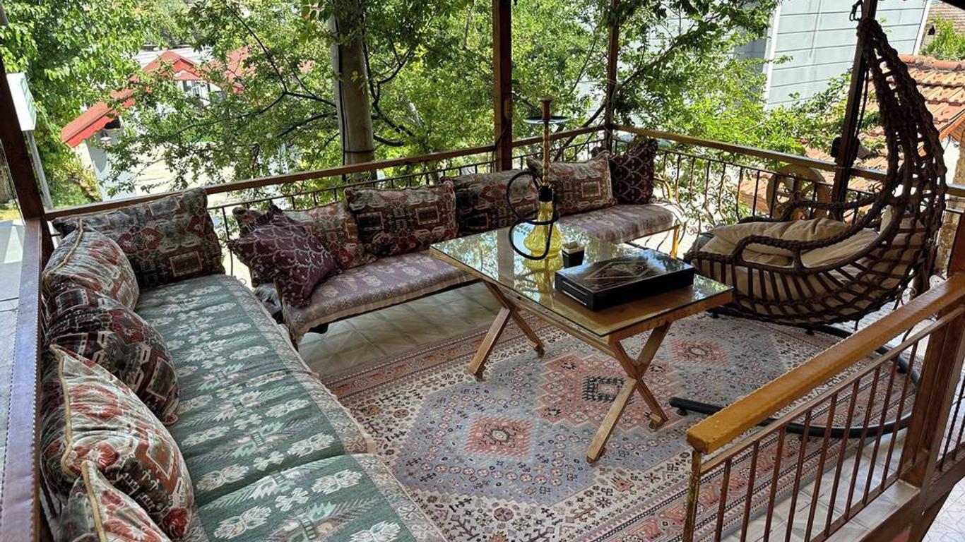 Sinter Terasse House Hotel