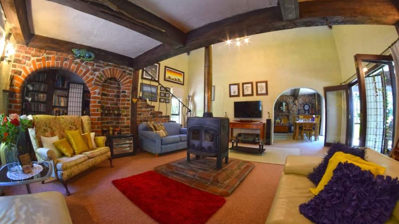 Tepopo Gardens & Accommodation