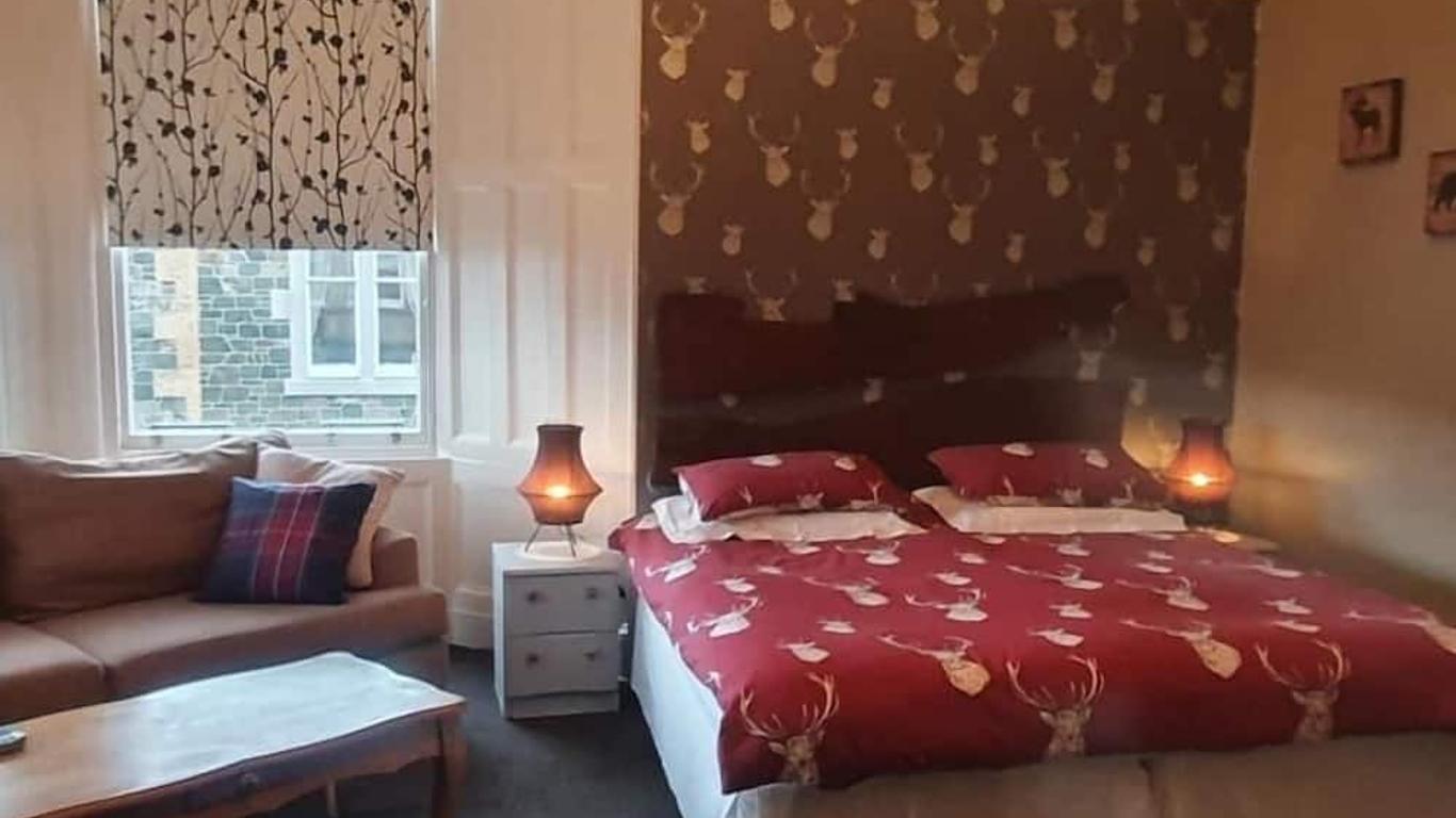 Neidpath Inn