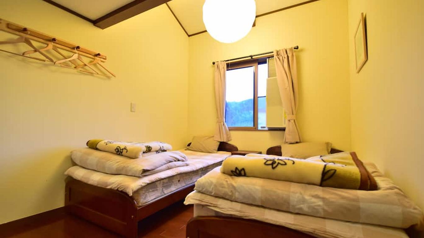 Miyukinomori Youth Hostel