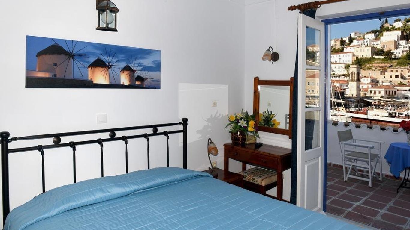 Delfini Hotel