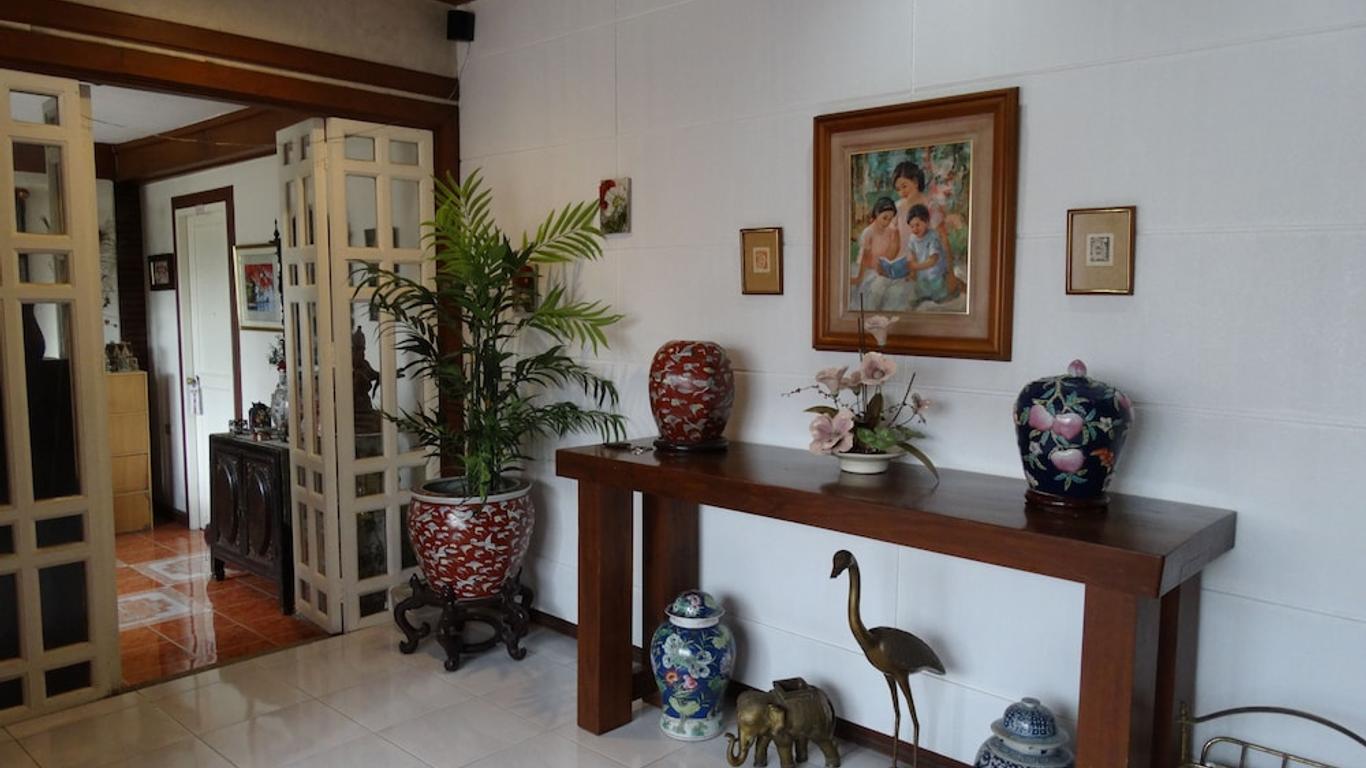 Casa Ruby Pension House