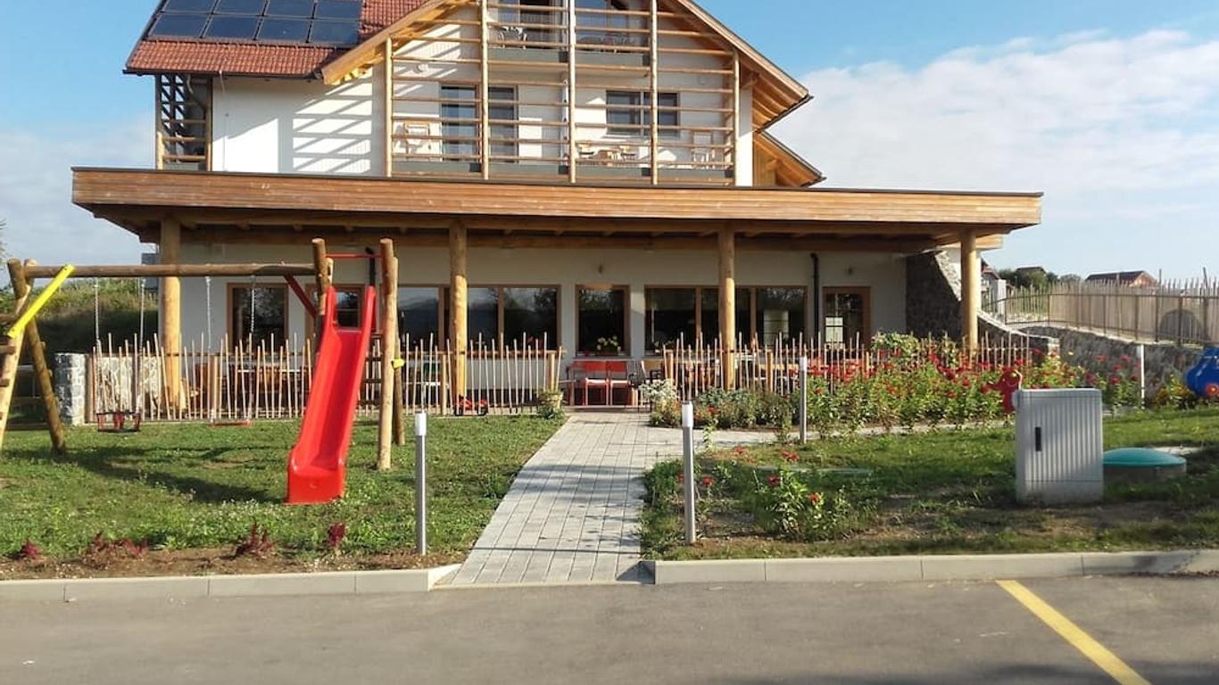 Guest House Eco Vila Mila