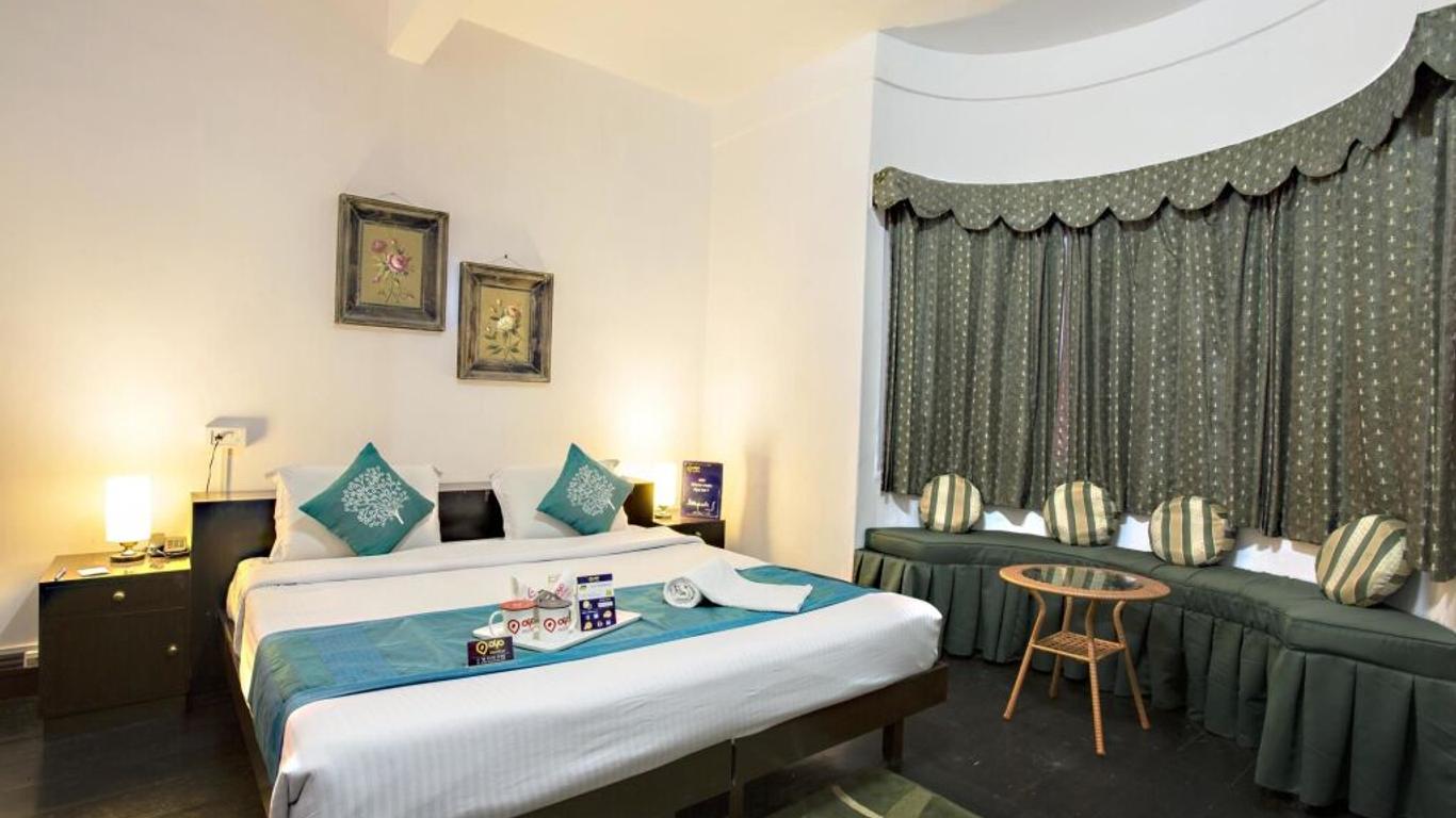 OYO 3875 Hotel Everest Glory