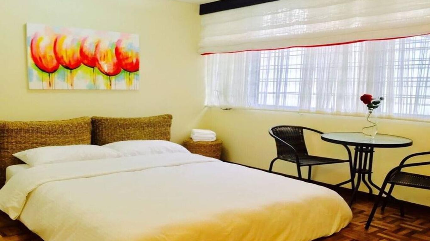 Mango Boulevard Hotel