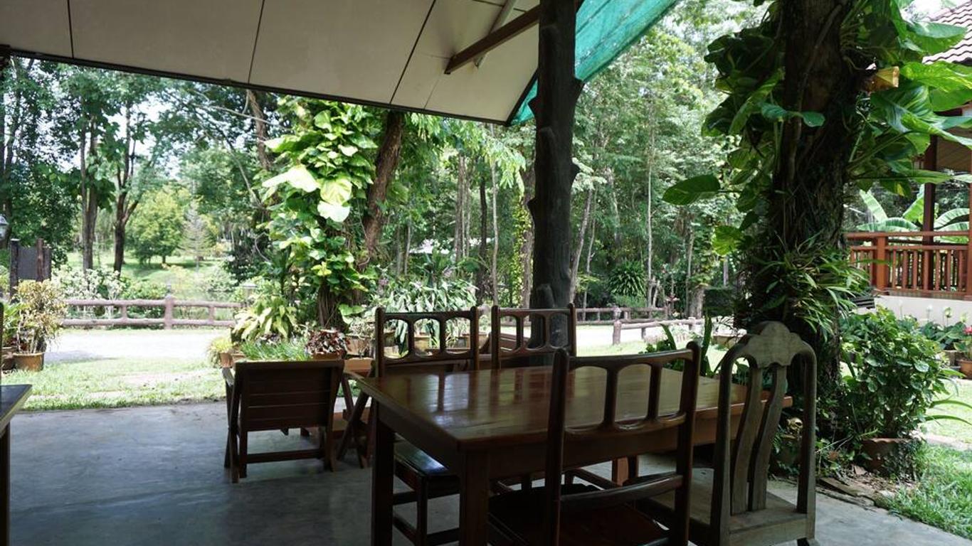 Rai Juthamas Resort