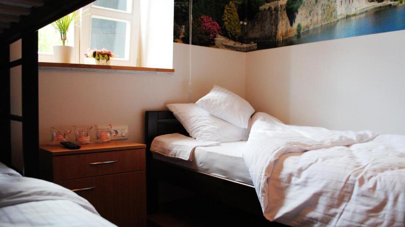 Hostel Guest House