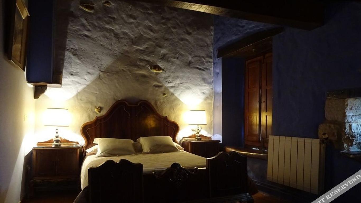 La Casona De Villanueva De Colombres