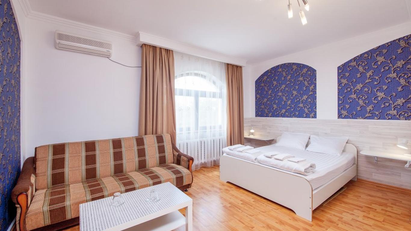 Sem'ya Guest house