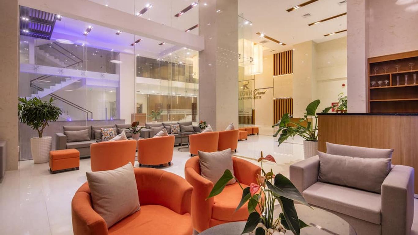 King Town Grand Hotel & Wedding Center
