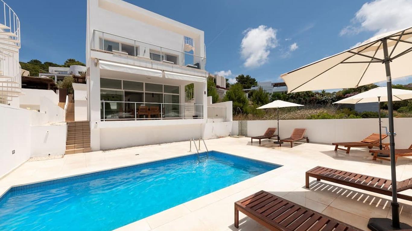 Cala Vadella Royal beach