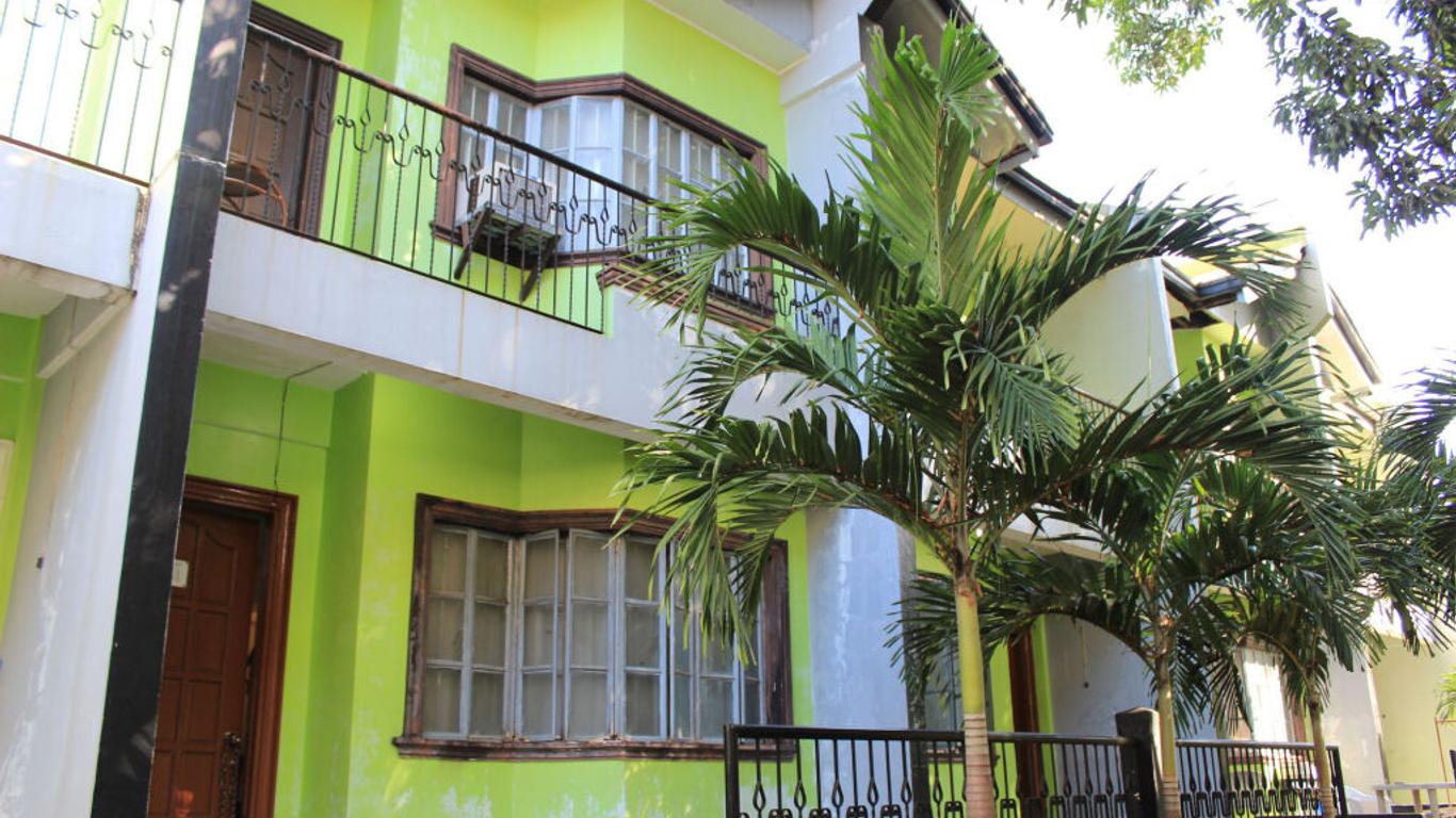 Coron Village Lodge