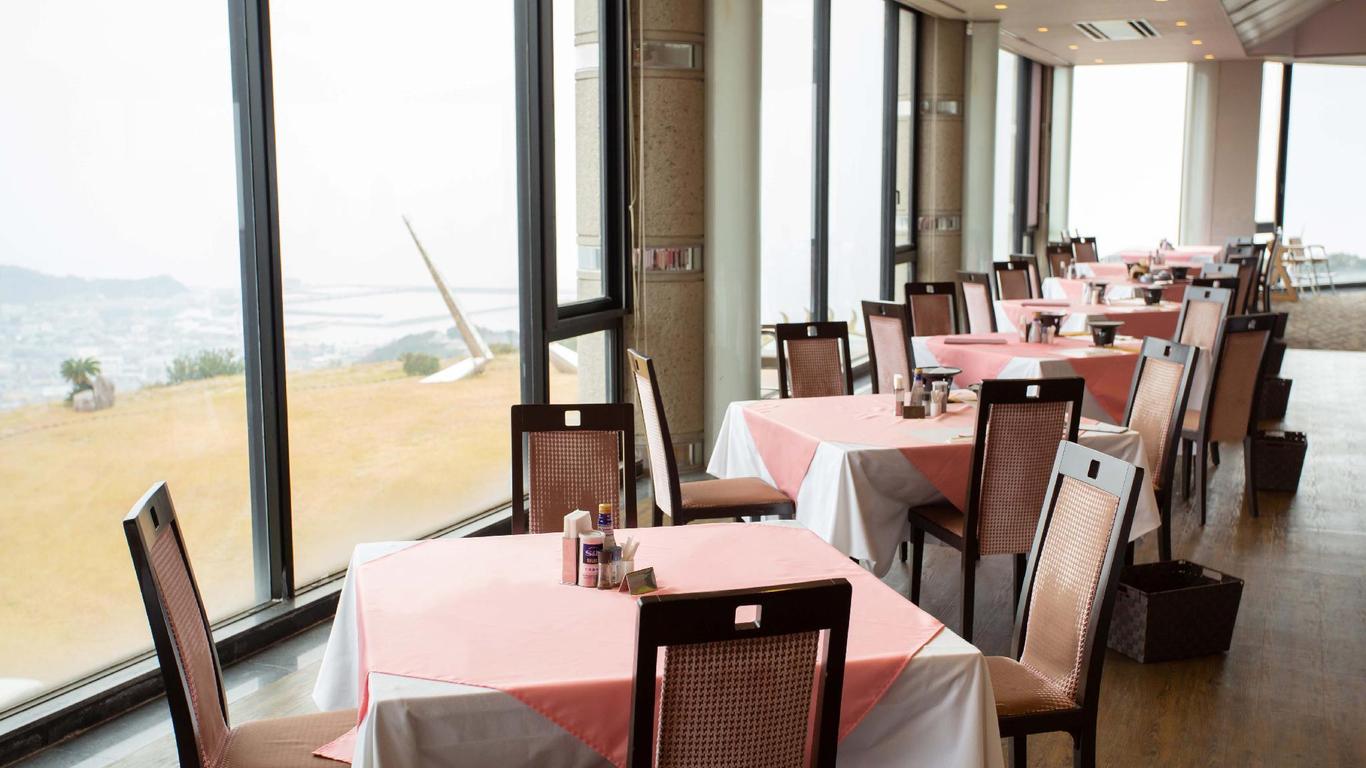 Spring Golf and Art Resort Awaji