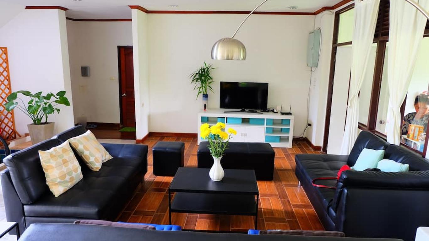 Villa Franjipani Maerim