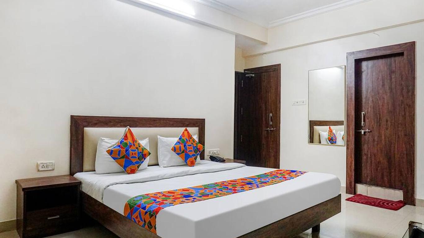 Fabhotel Irish - Nr. Osho Garden