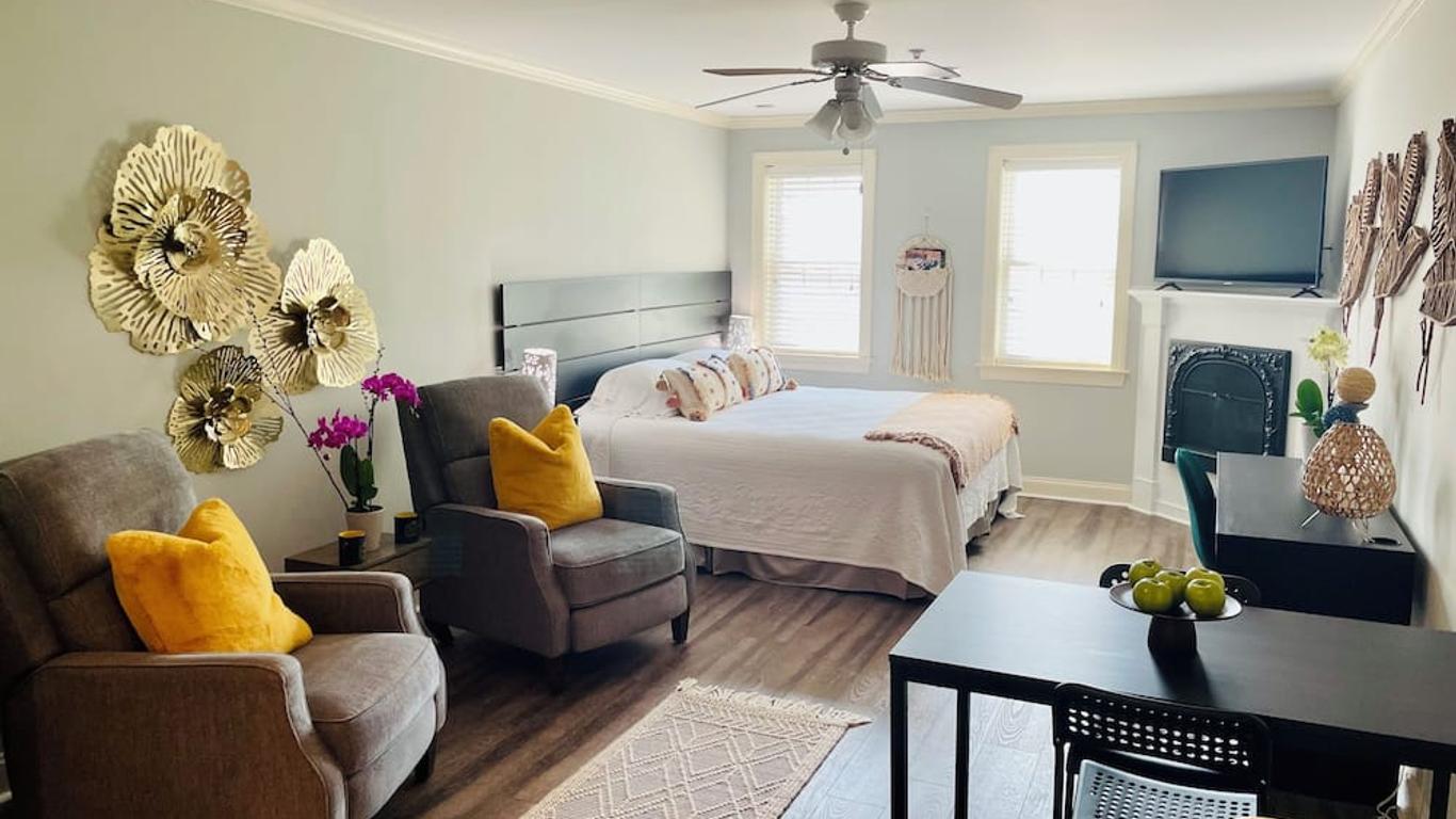 Hargrave House B & B