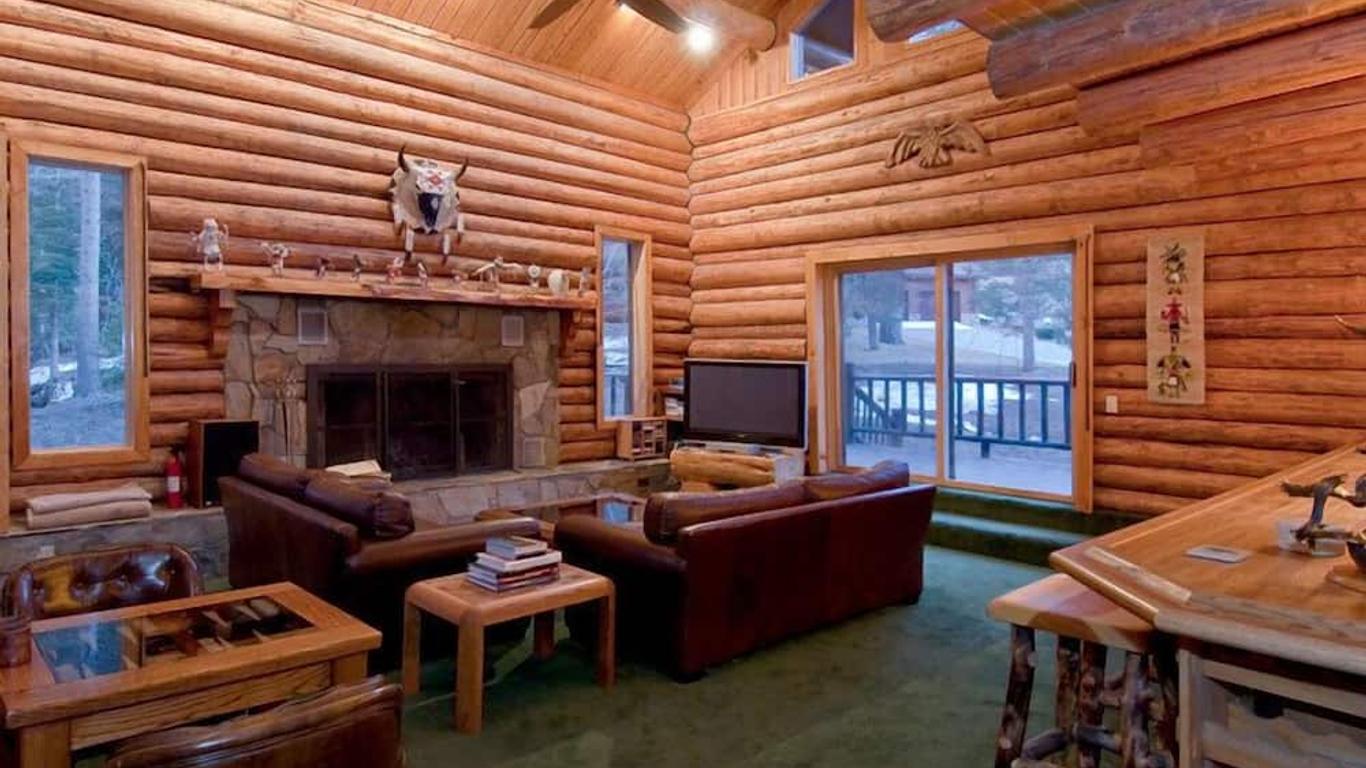 Yosemite Gateway Chalet