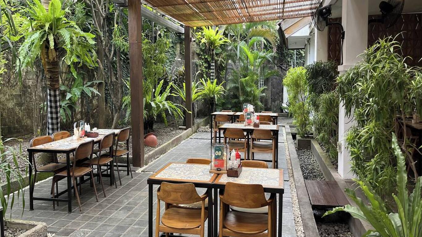 R Residence Jakarta