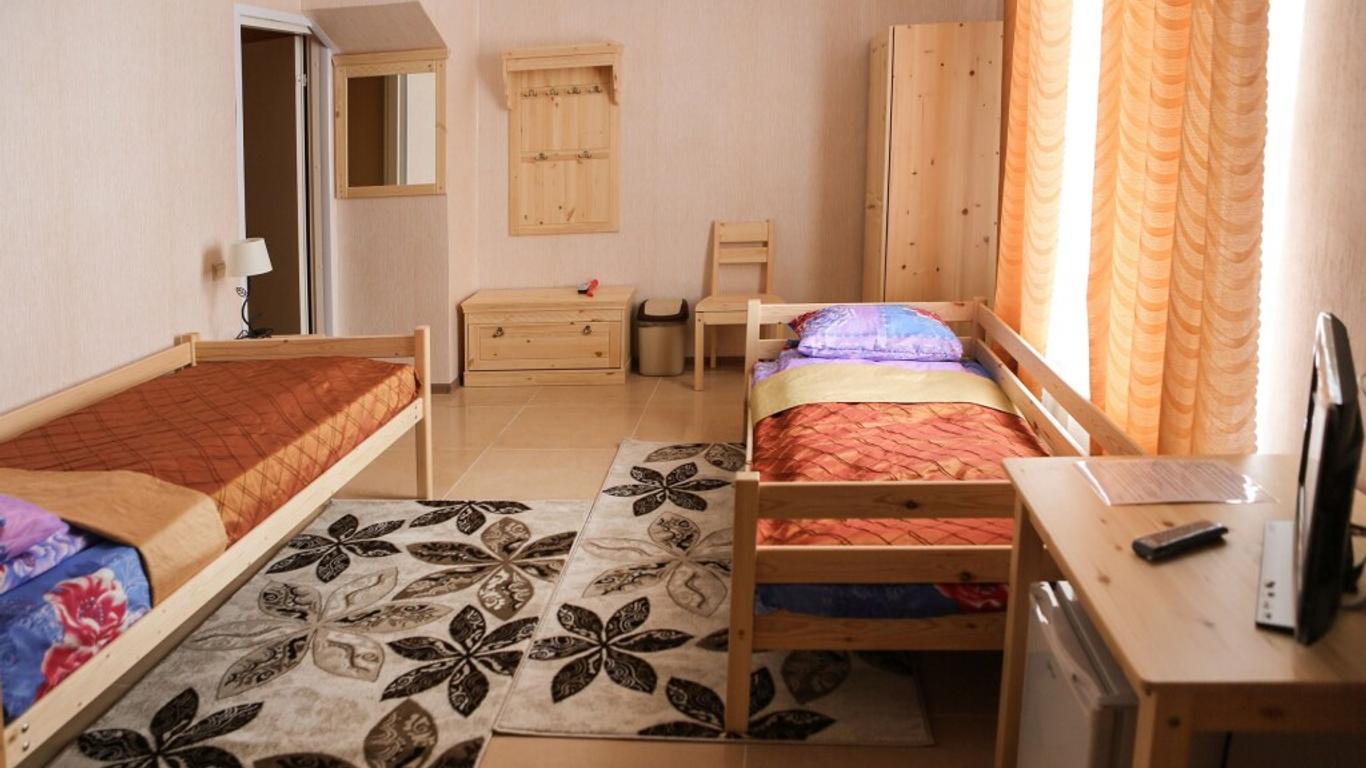 Hotel Zhuravli