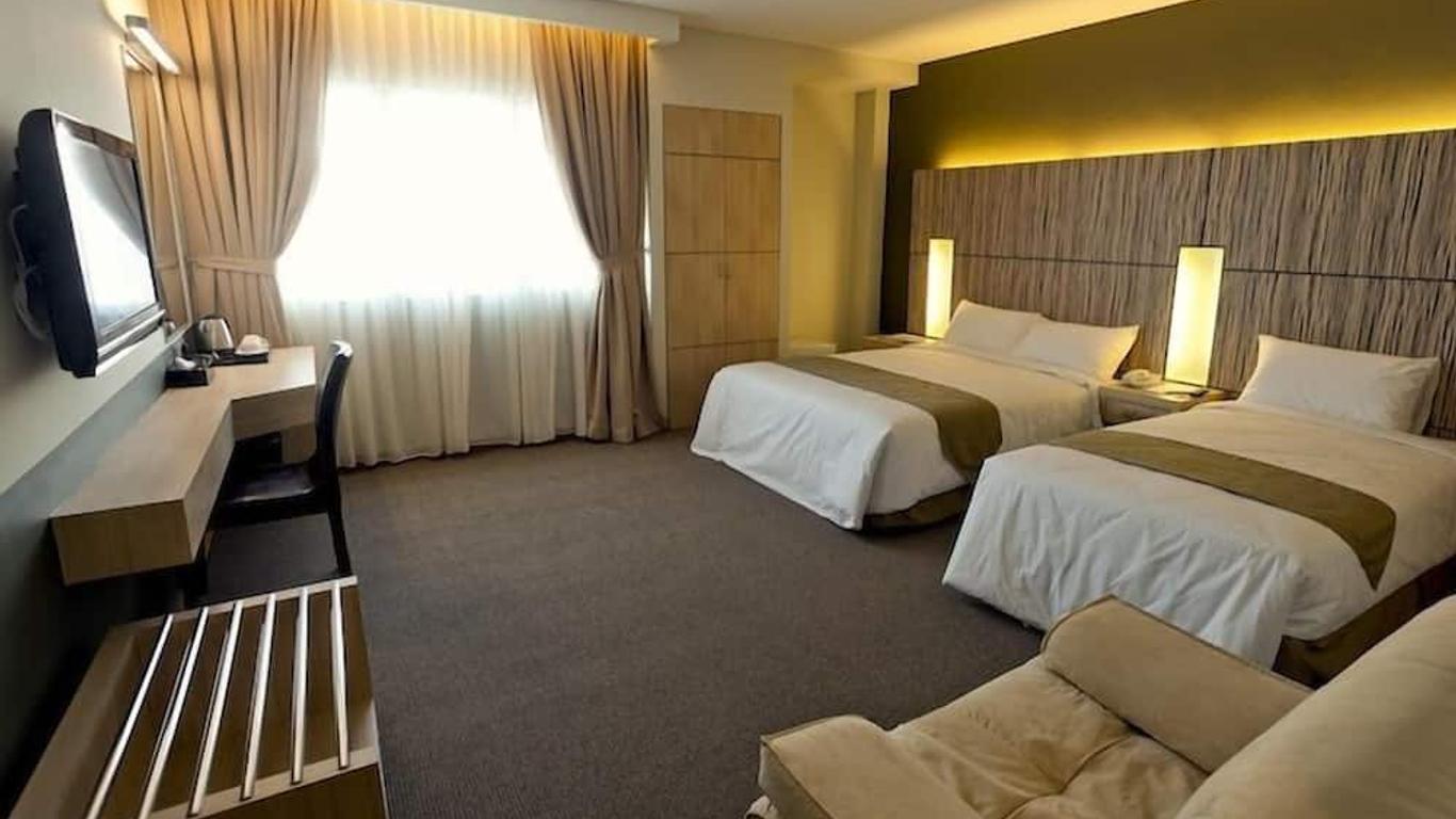 Grand Medallion Hotel