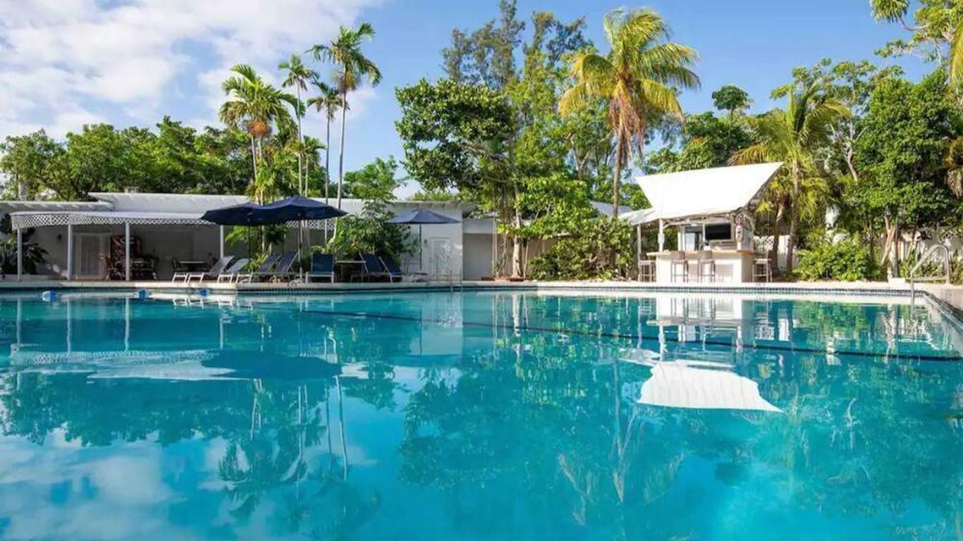 Marathon Key Beach Club