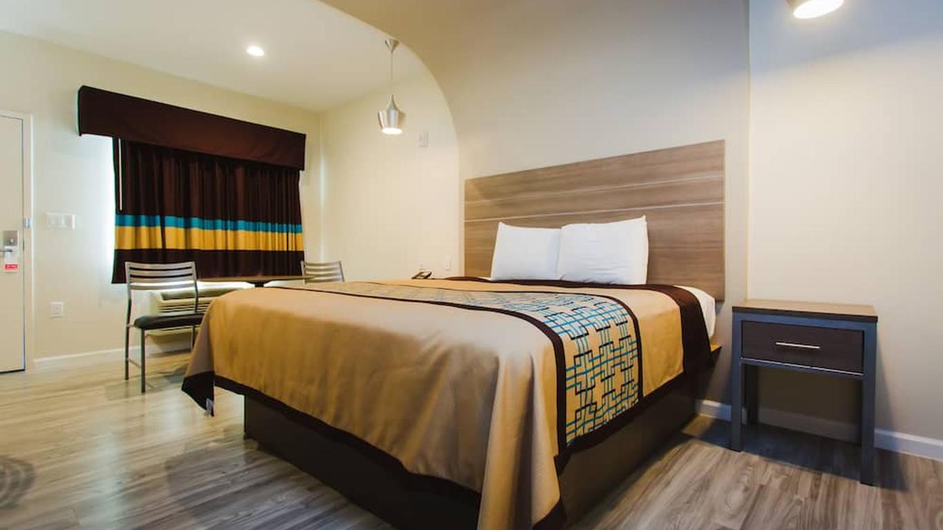 Scottish Inn & Suites - Atascocita