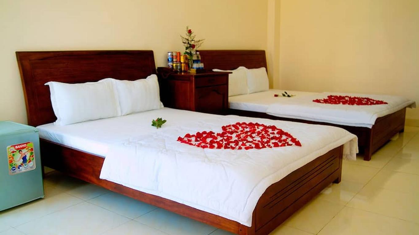 Seaside Hotel 2