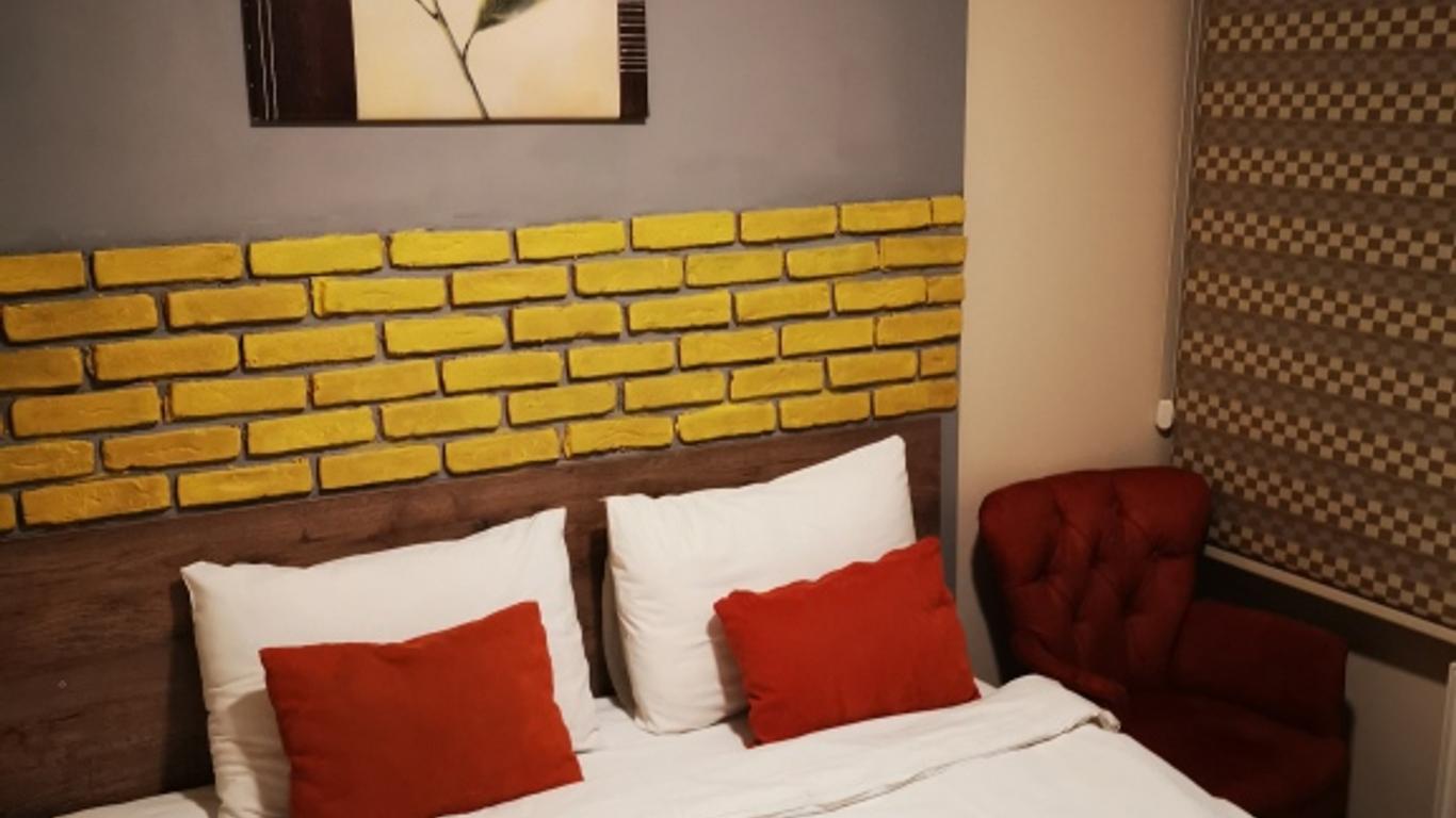 Ador Troia Hotel