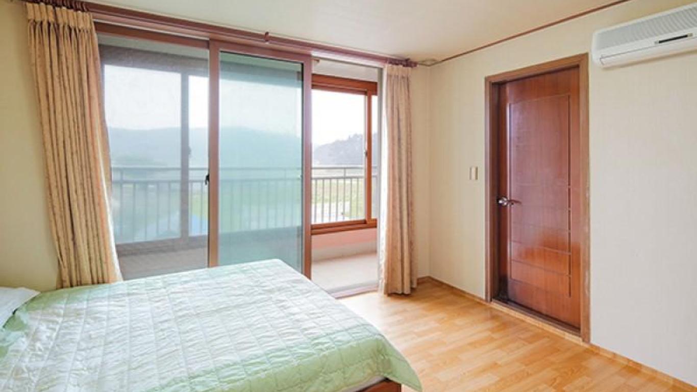 Taean Morning Glory Pension