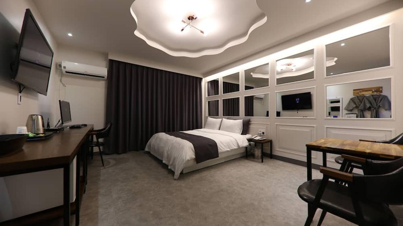 Hotel Look