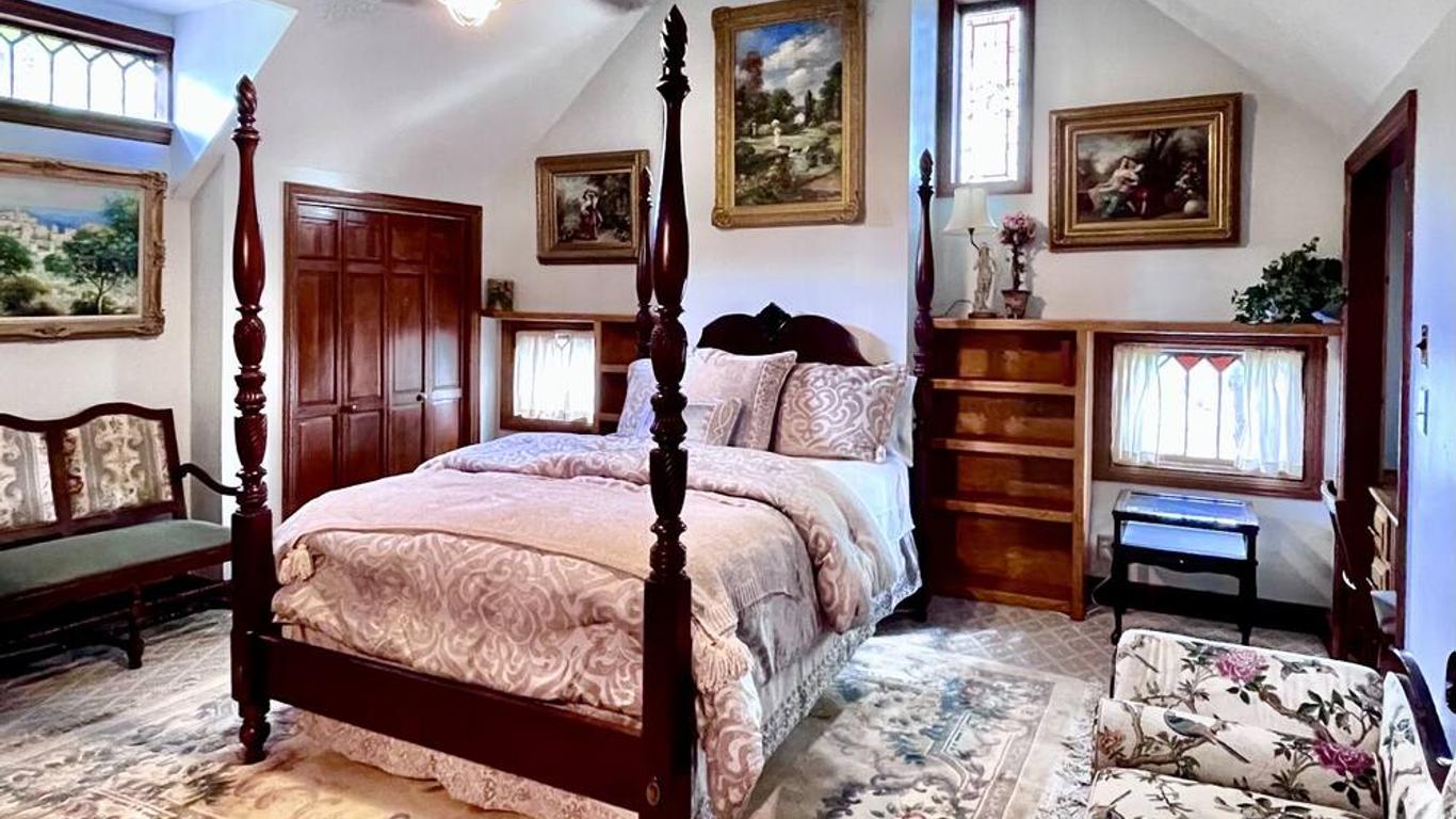 Hogan House at Rose Hill Bed and Breakfast