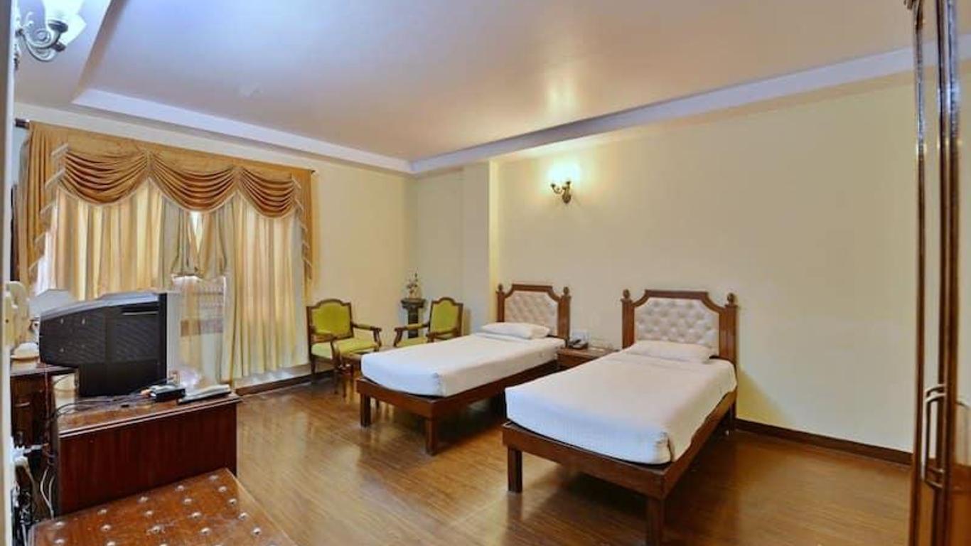 Karnal Haveli Hotel