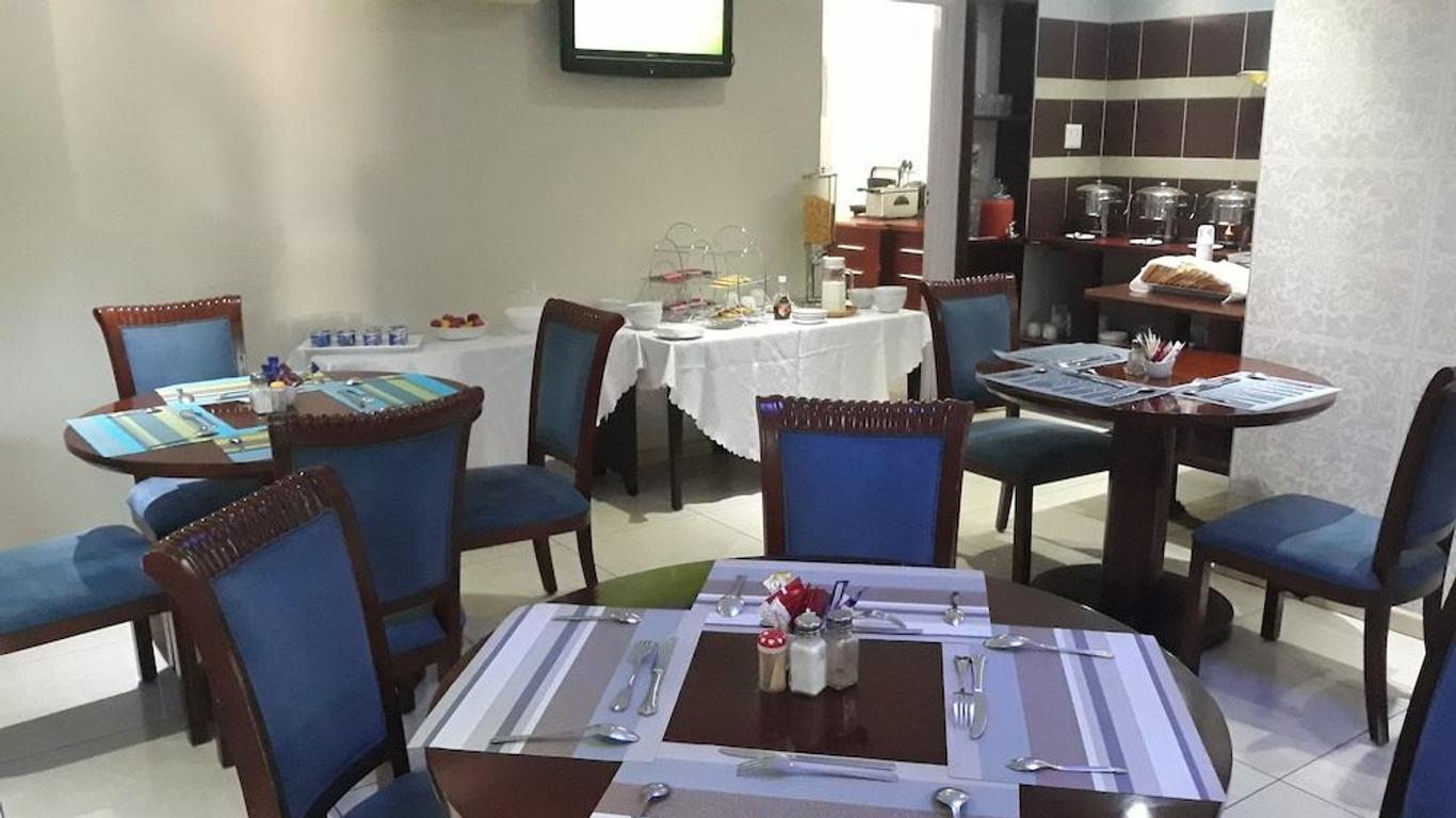 Al Hamra Hotel
