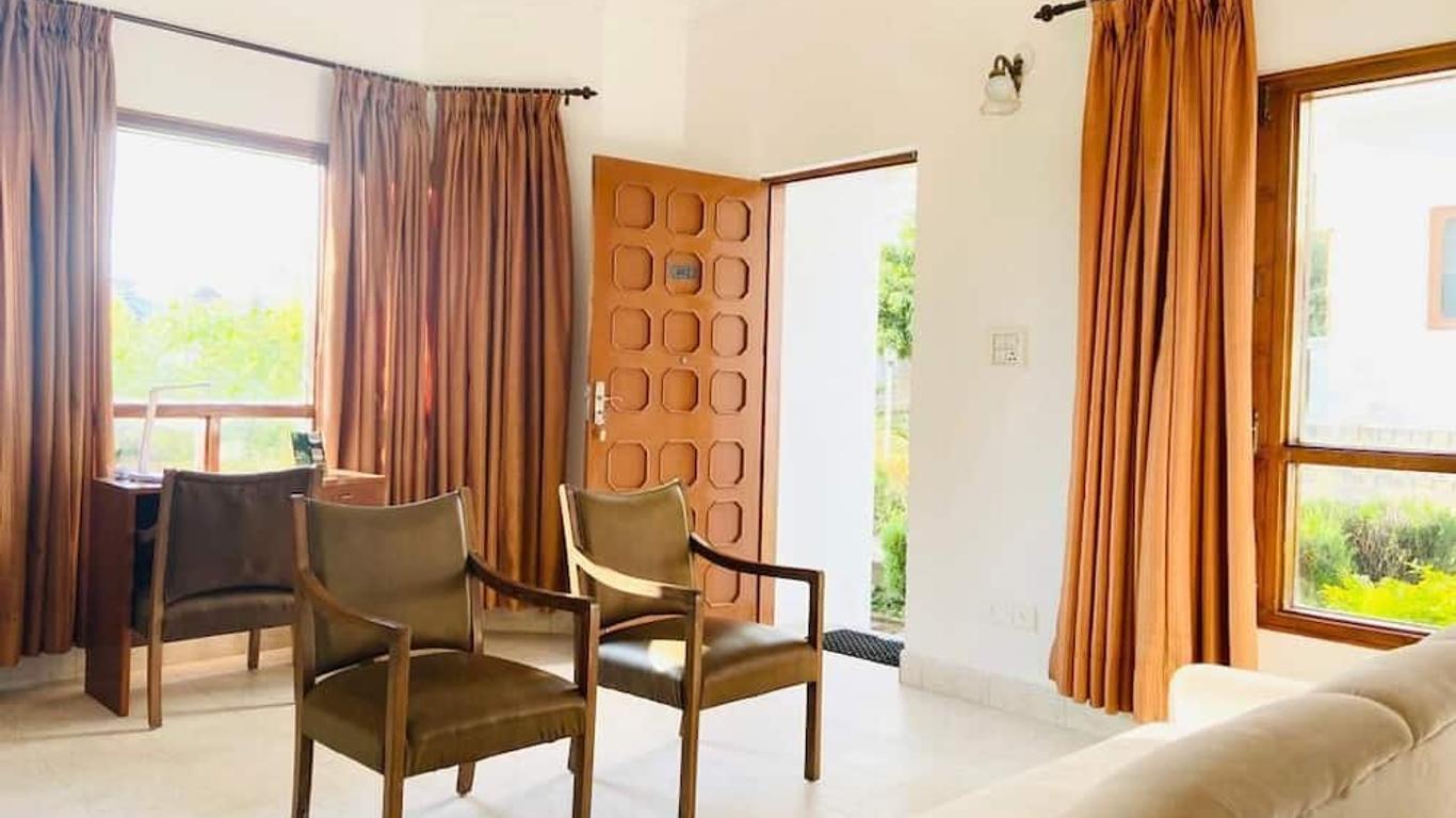 Hotel Fresco at Sai Gardens