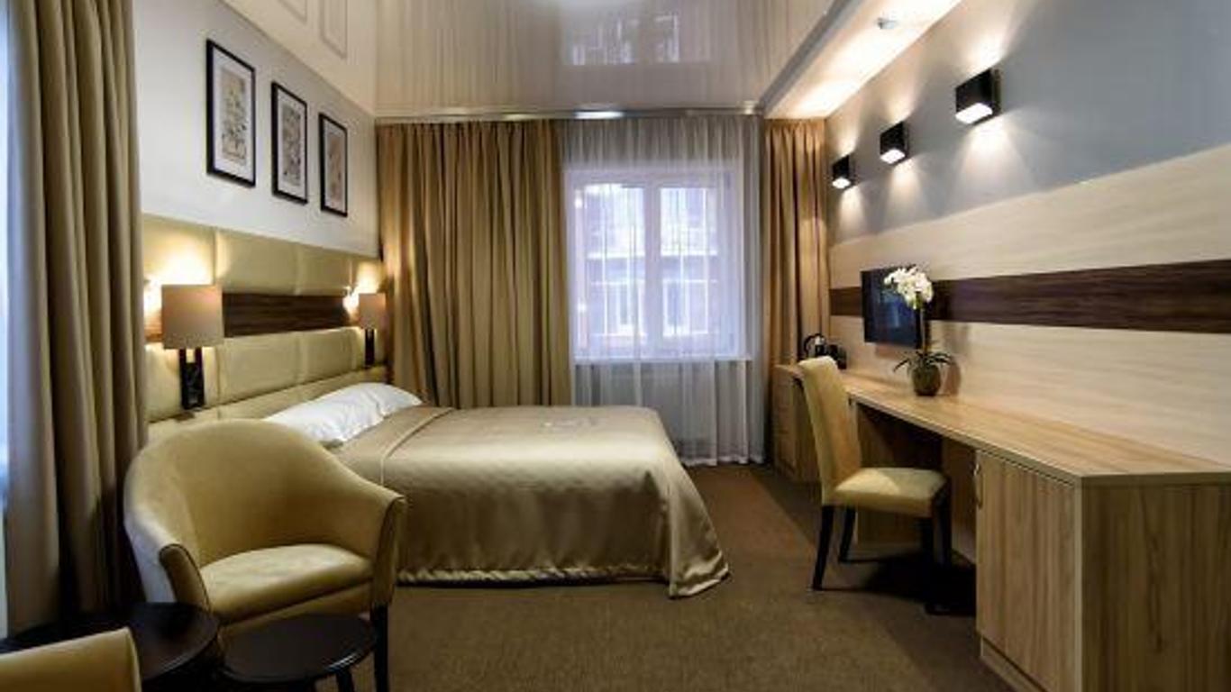 Aura City Hotel