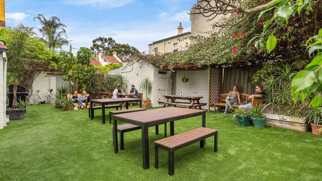 Secret Garden Backpackers, Sydney