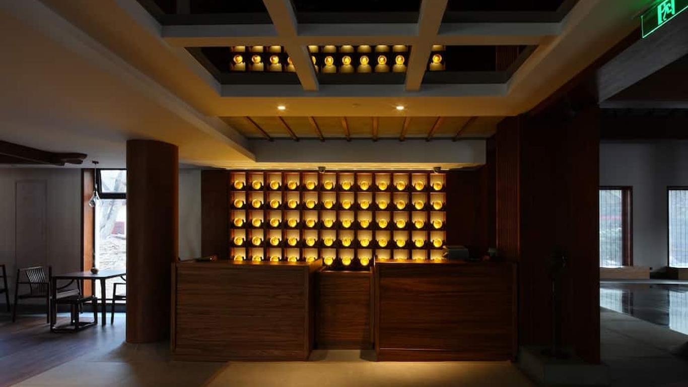 Putuoshan Ruyige Junlan Guest House