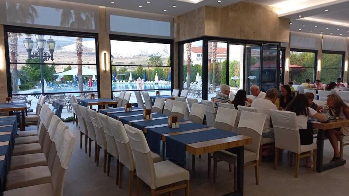 Tripolis Hotel